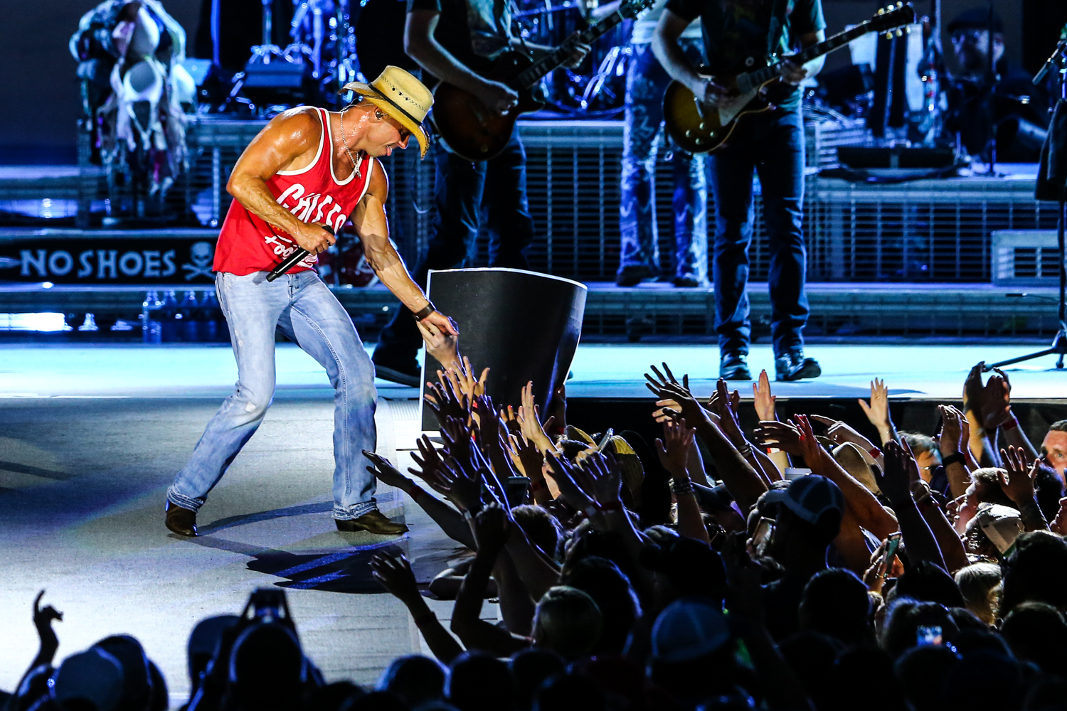 kenny chesney 2016 spread the love tour